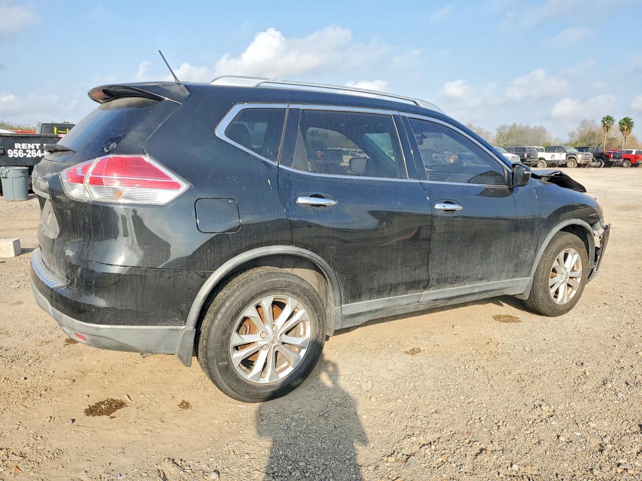 2016 NISSAN ROGUE