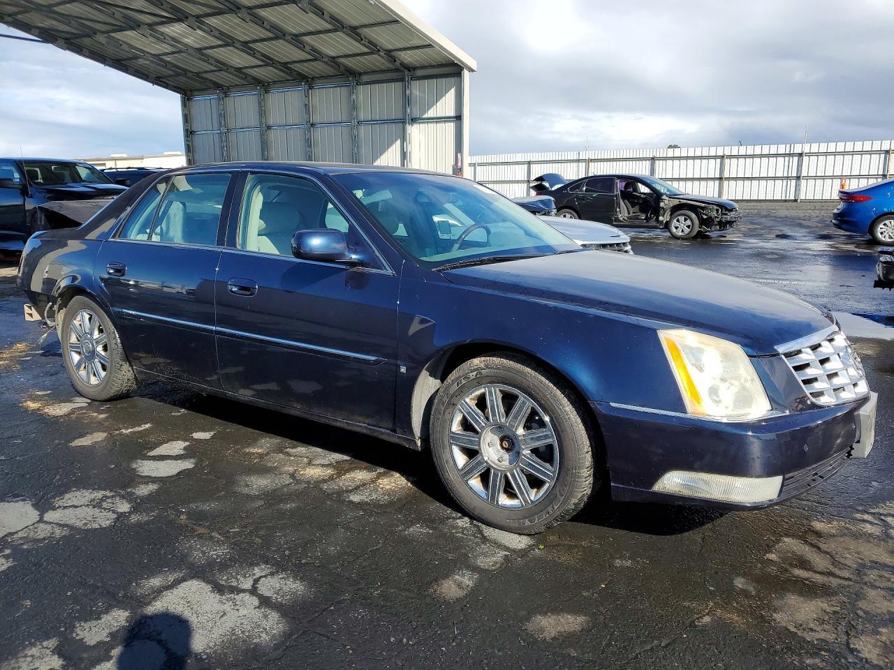 2006 CADILLAC DTS