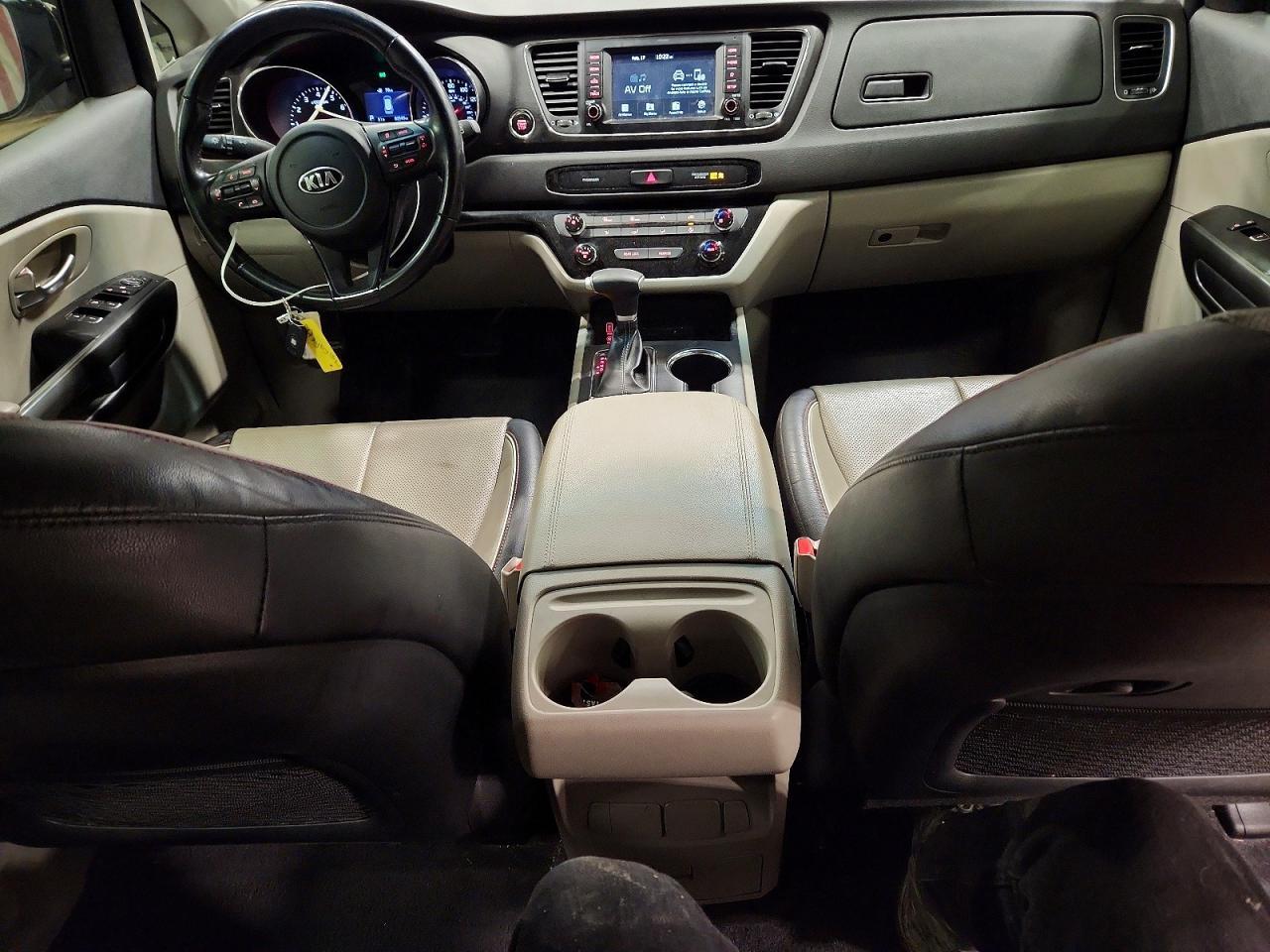 2020 KIA SEDONA