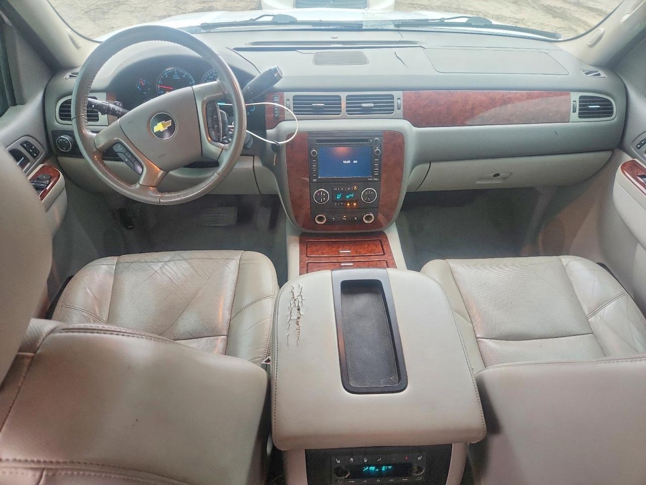 2011 CHEVROLET Tahoe