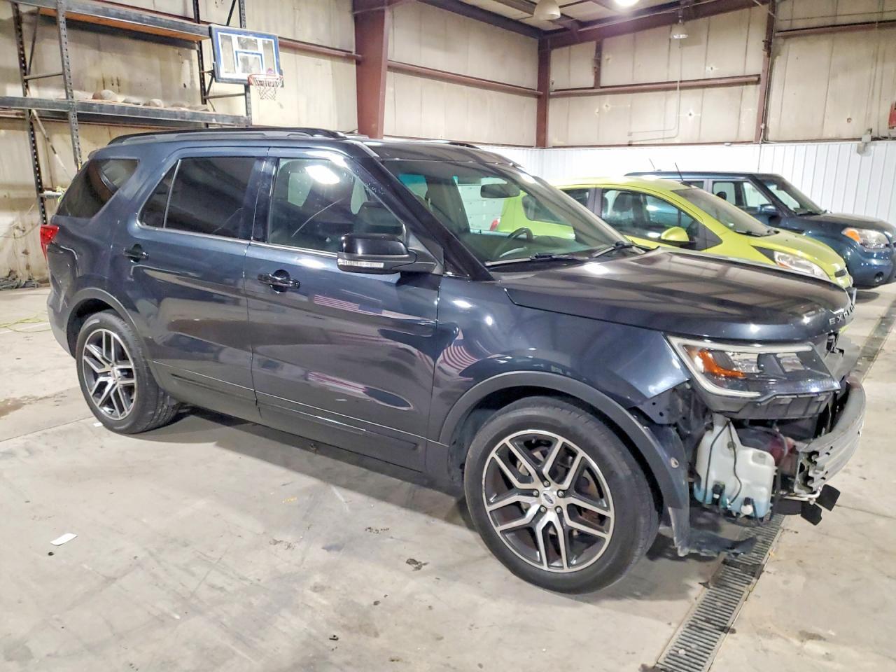 2017 FORD Explorer Sport Trac