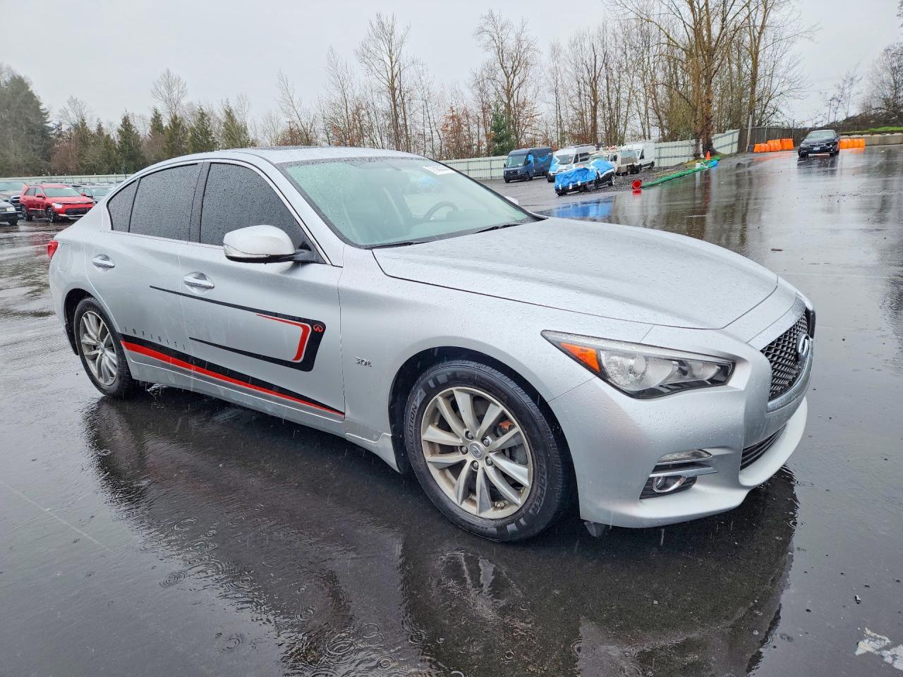 2016 INFINITI Q50