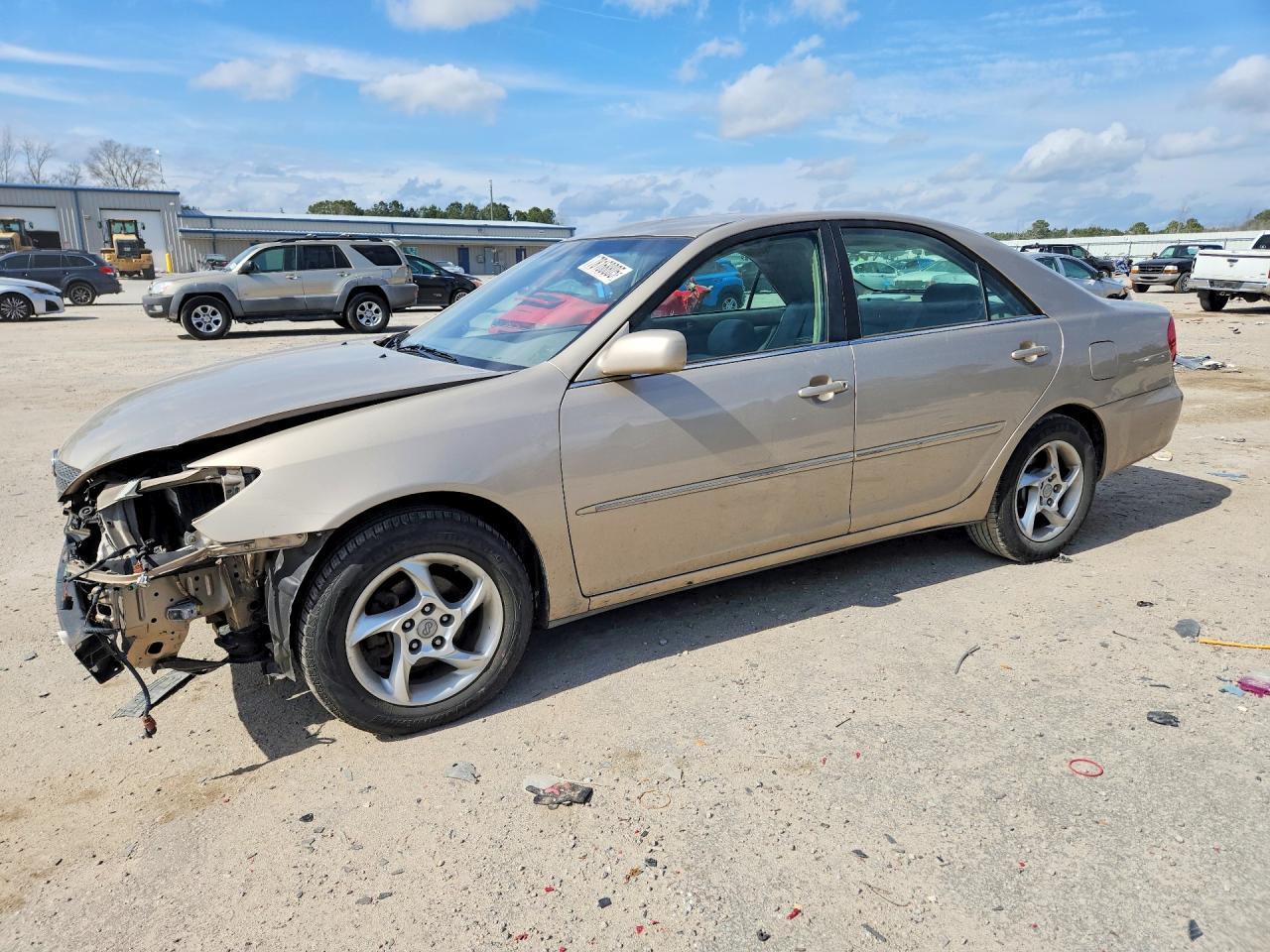 2004 TOYOTA CAMRY