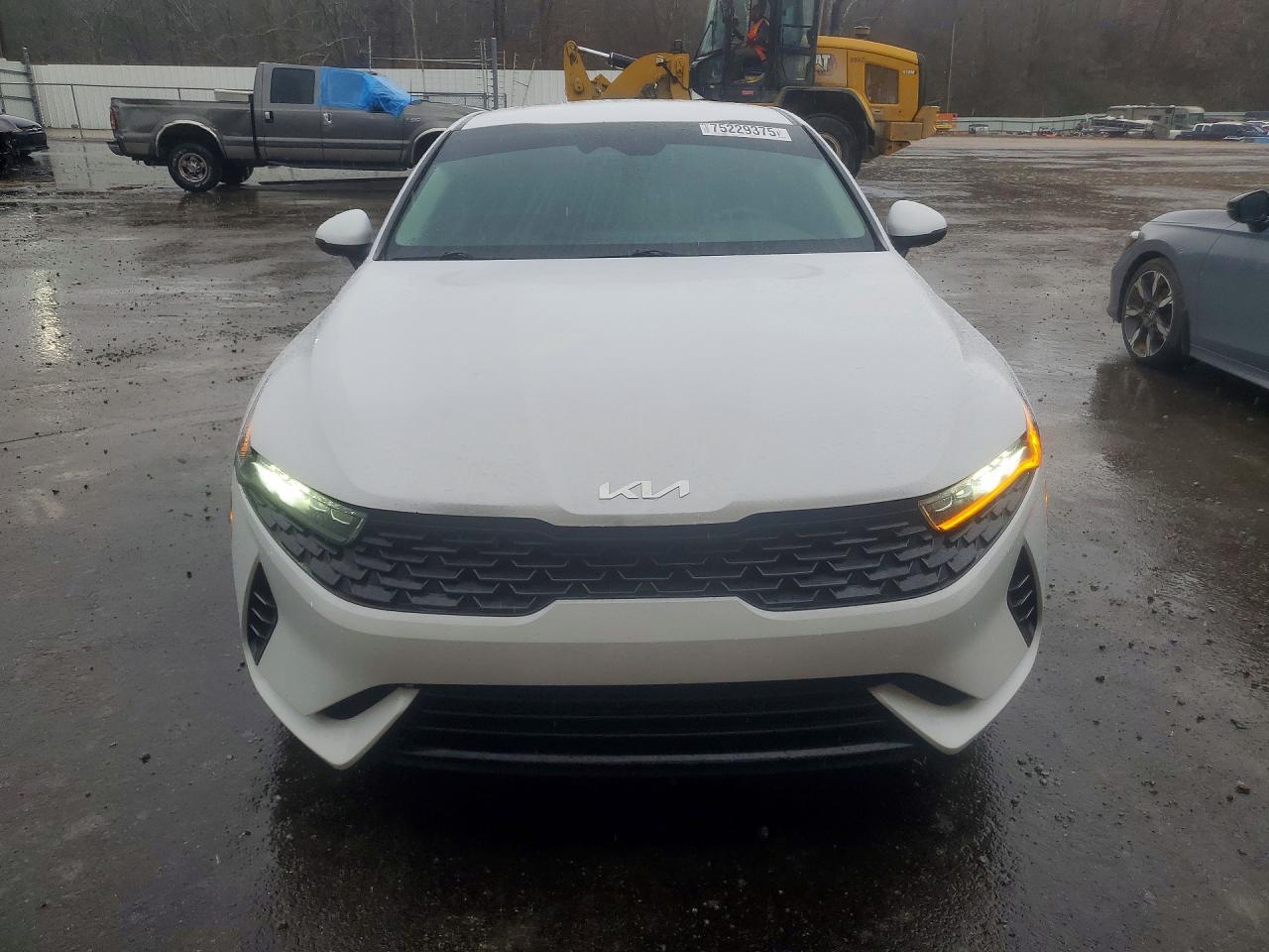 2023 KIA K5