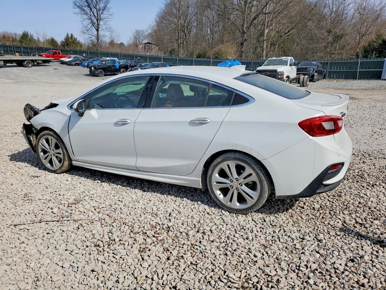 2016 CHEVROLET CRUZE