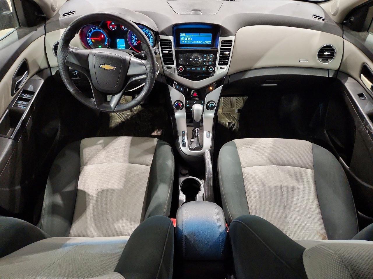 2011 CHEVROLET CRUZE