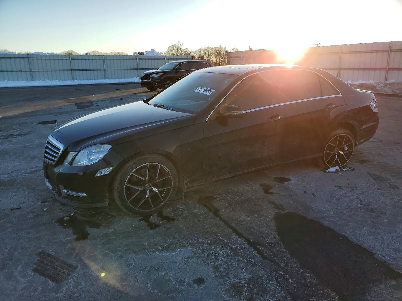 2013 MERCEDES-BENZ E-Class