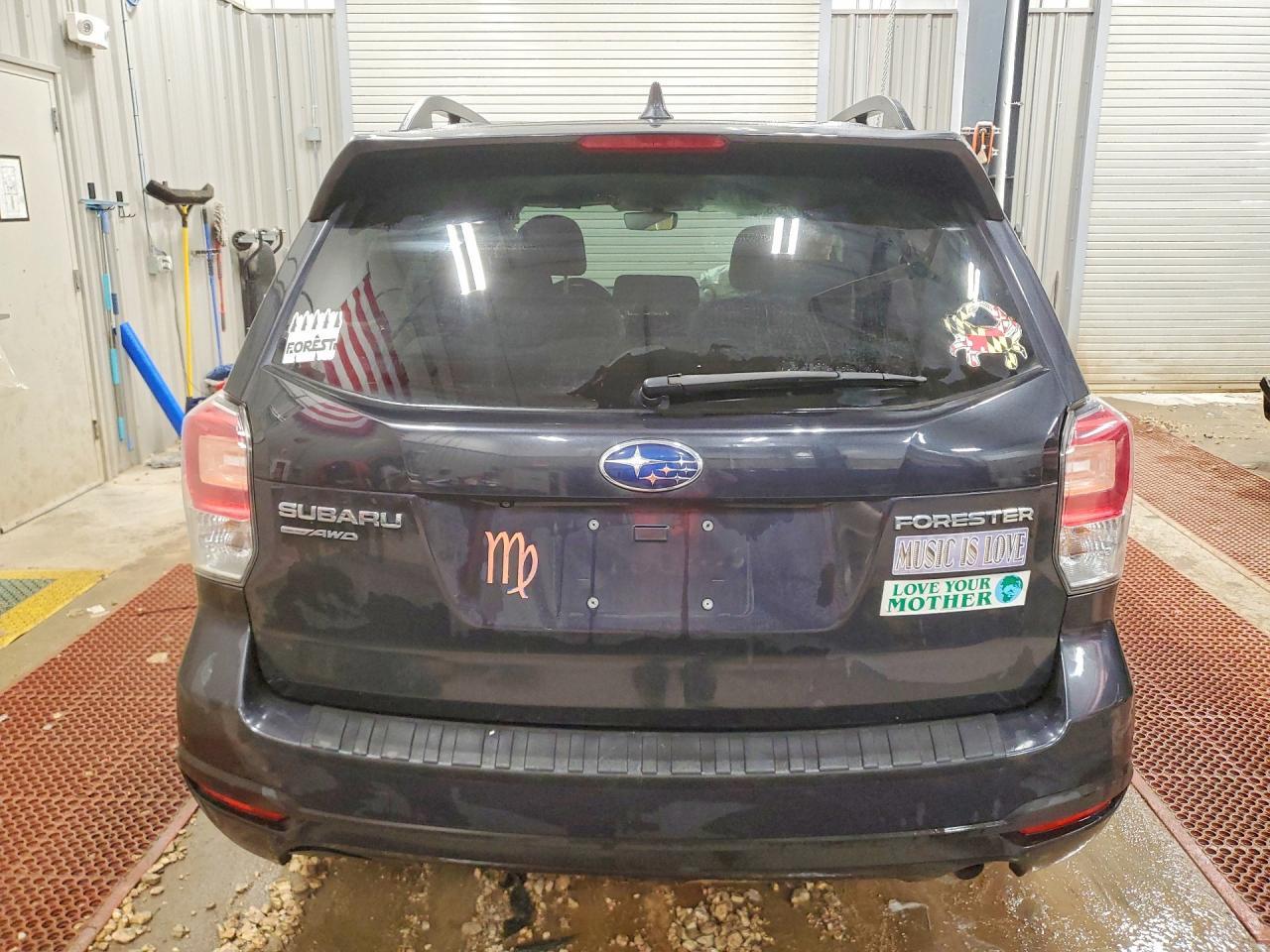 2018 SUBARU FORESTER
