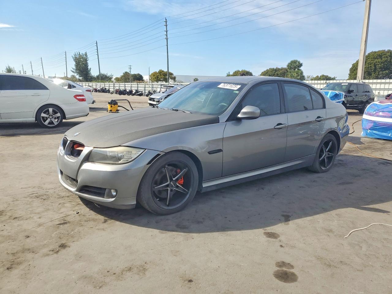 2011 BMW 3 SERIES