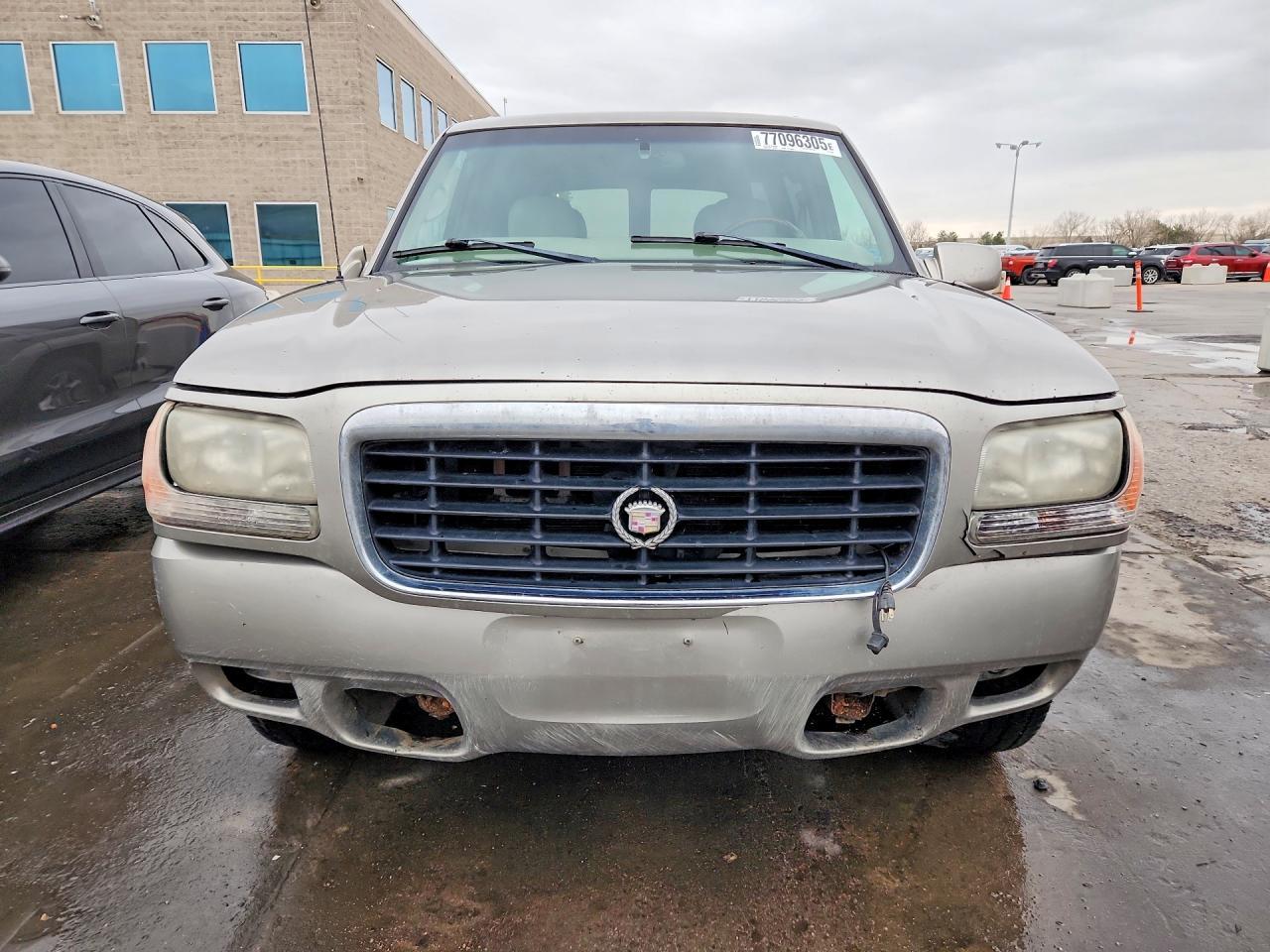 2000 CADILLAC ESCALADE