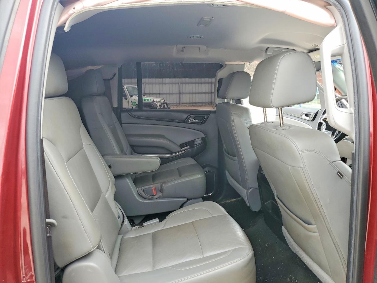 2017 CHEVROLET Suburban