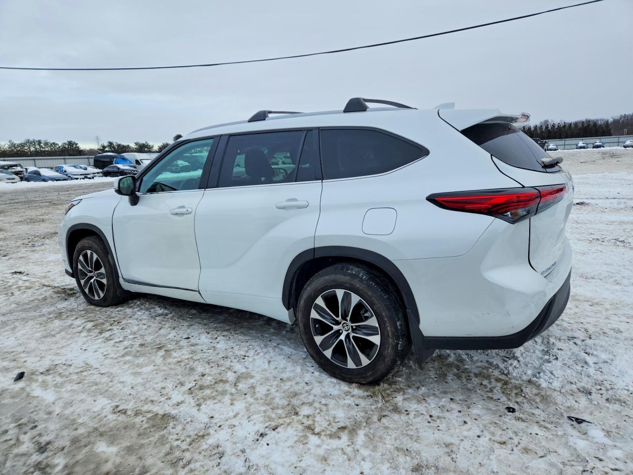 2023 TOYOTA HIGHLANDER