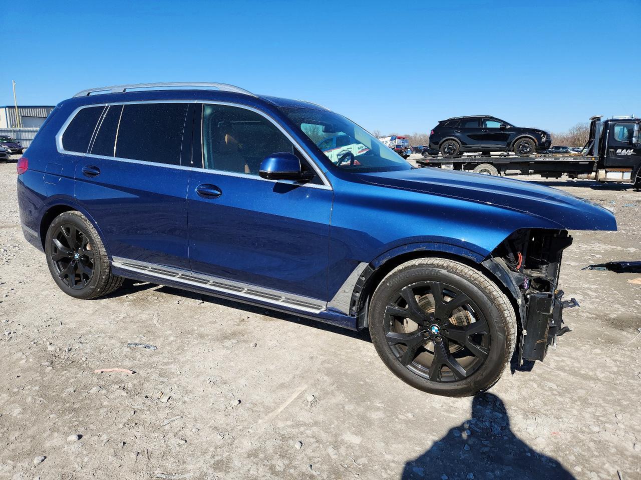 2021 BMW X7