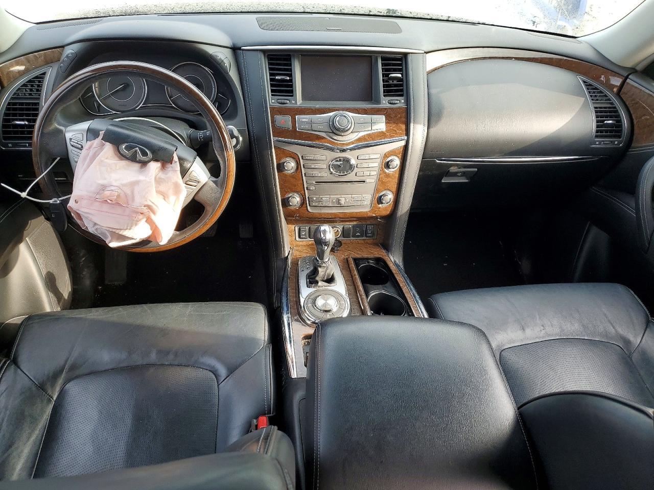 2016 INFINITI QX80
