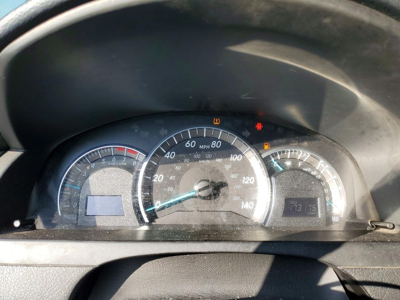 2013 TOYOTA CAMRY