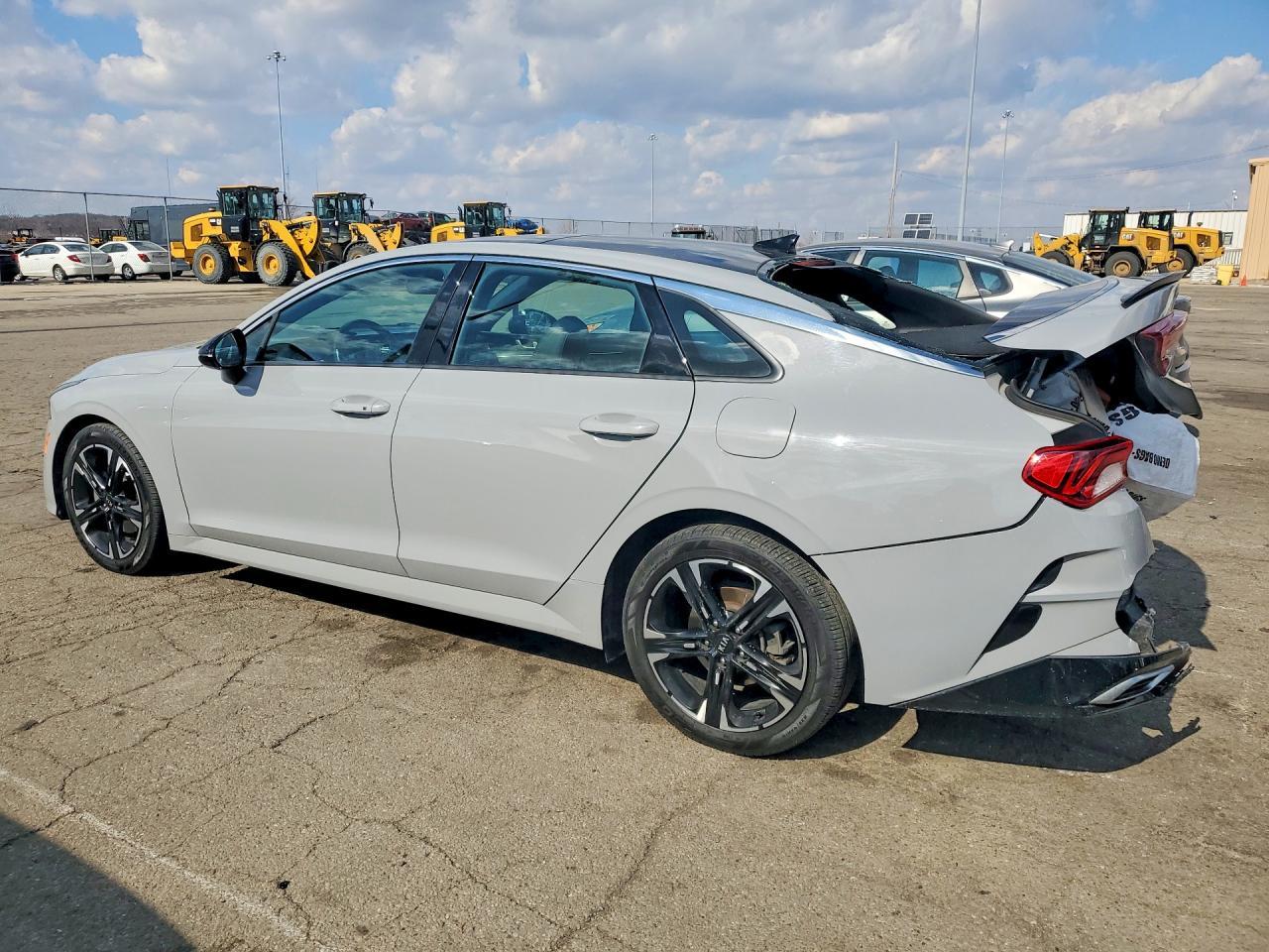 2021 KIA K5