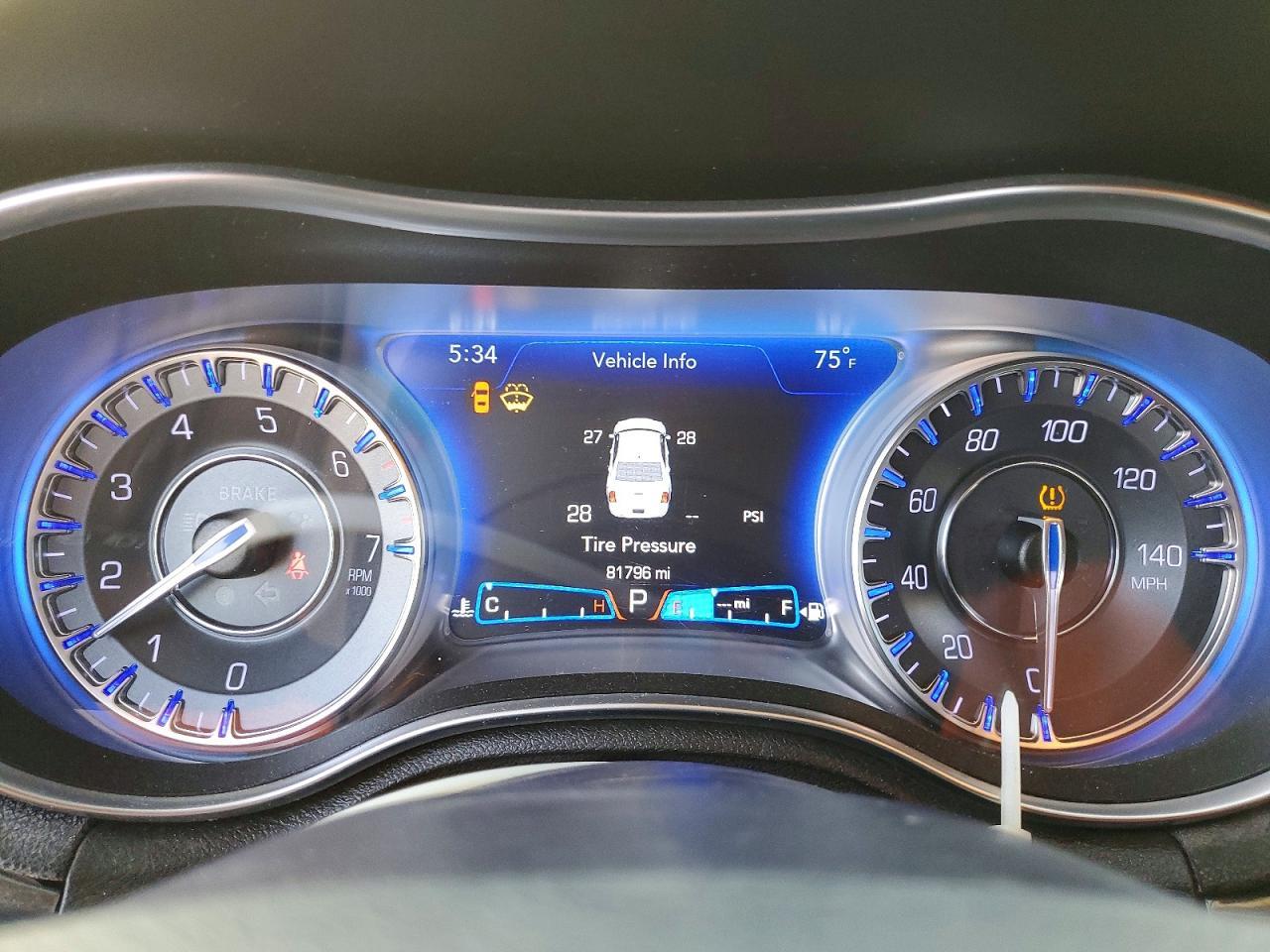 2019 CHRYSLER 300