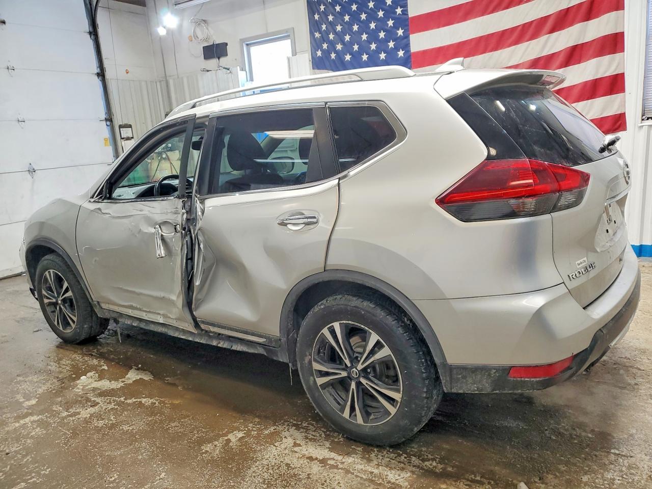 2018 NISSAN ROGUE