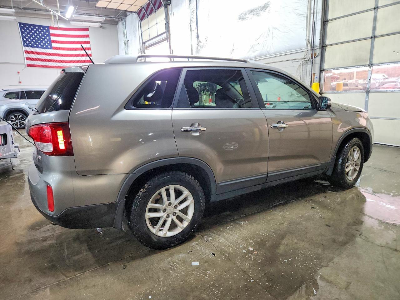 2015 KIA SORENTO