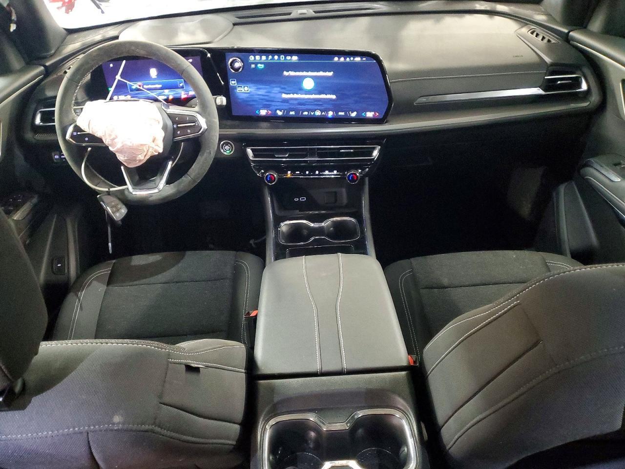 2025 CHEVROLET TRAVERSE
