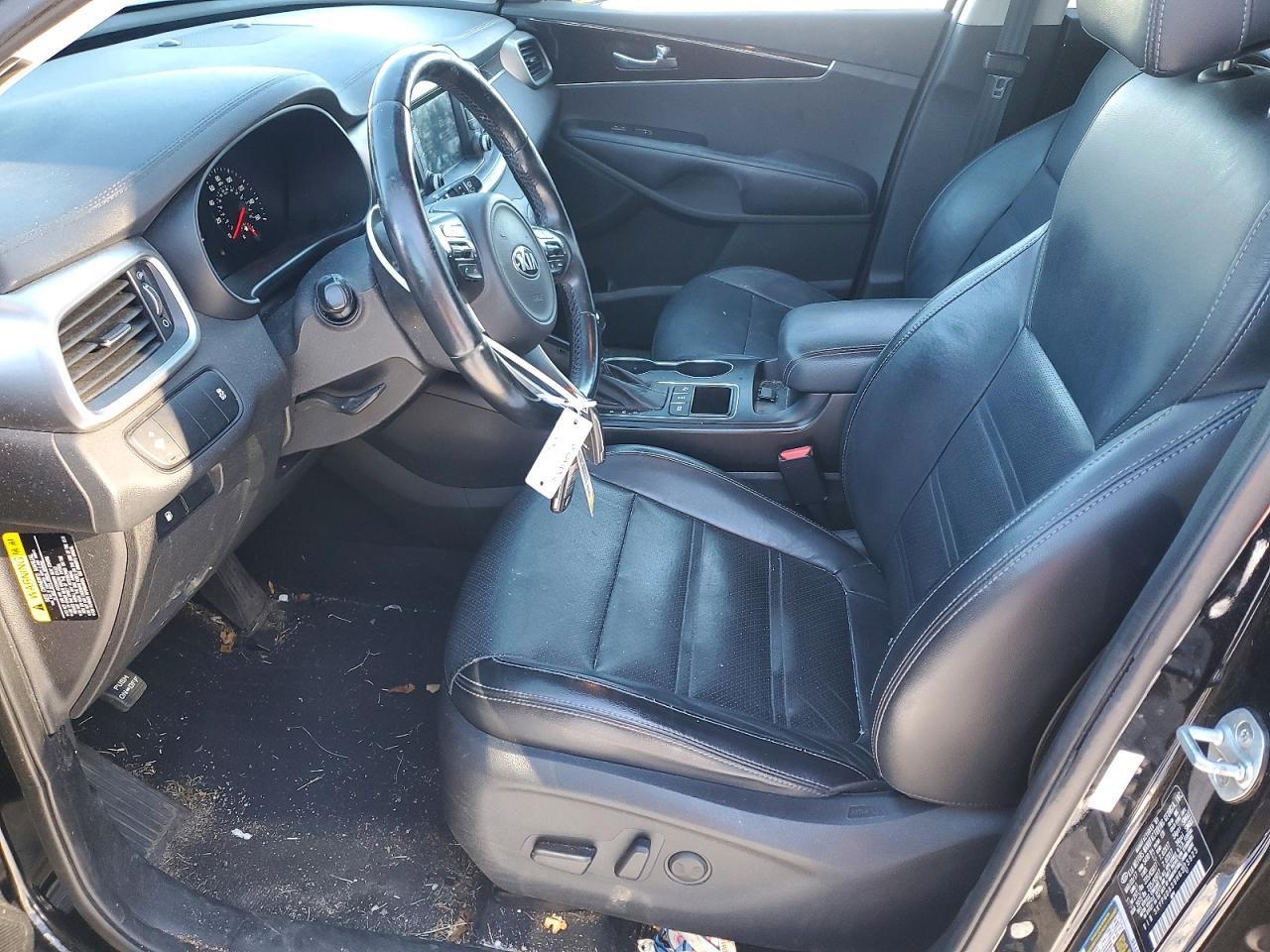 2017 KIA SORENTO