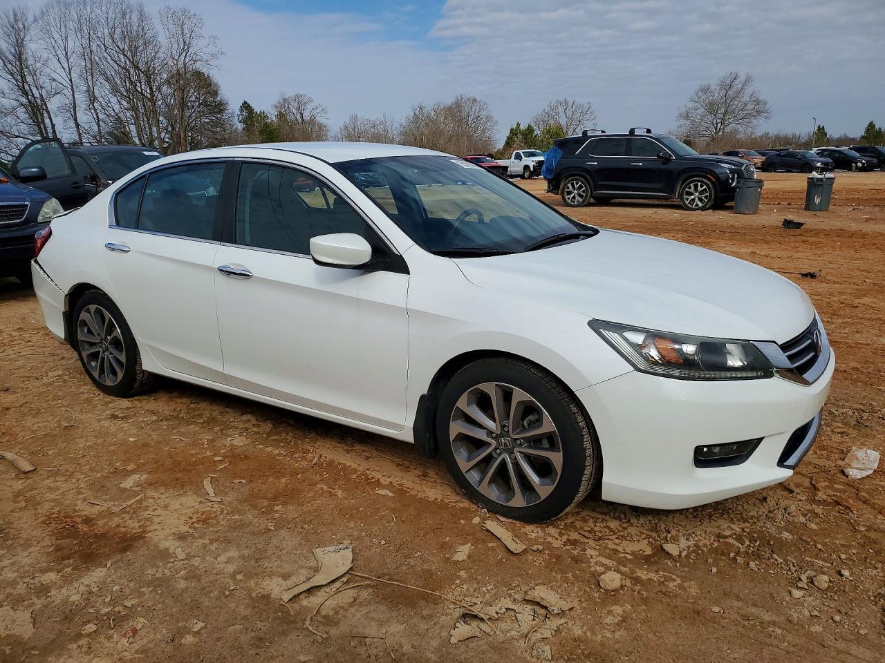 2015 HONDA ACCORD