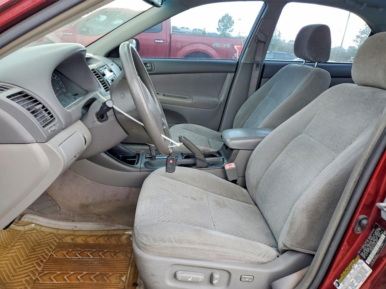 2004 TOYOTA CAMRY