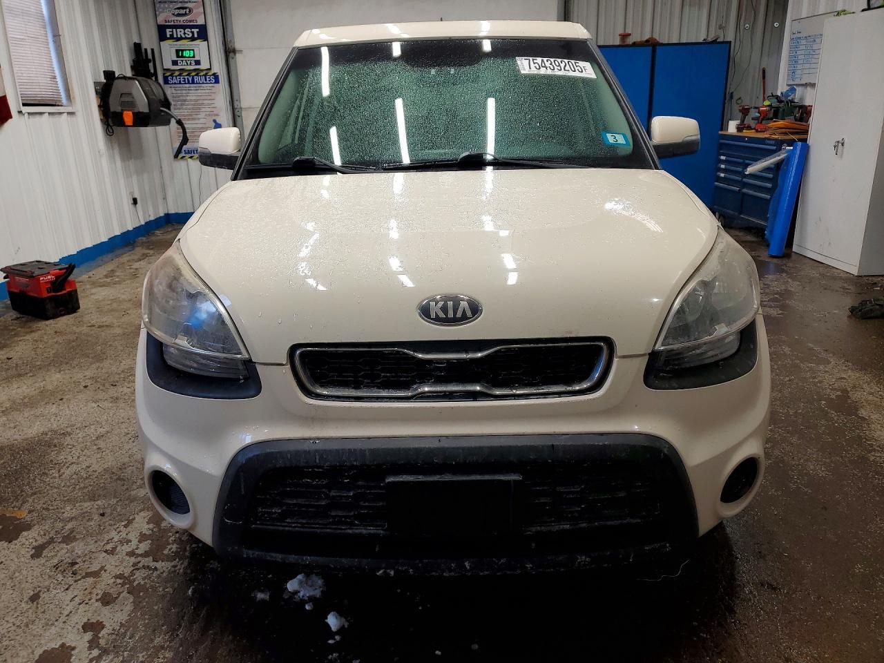 2013 KIA SOUL