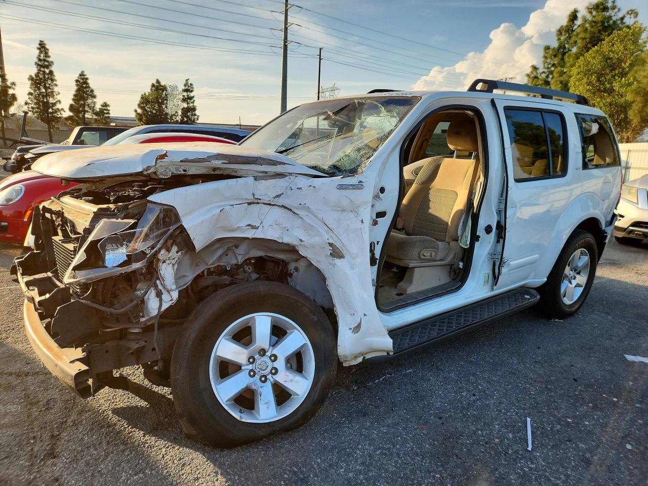 2012 NISSAN PATHFINDER