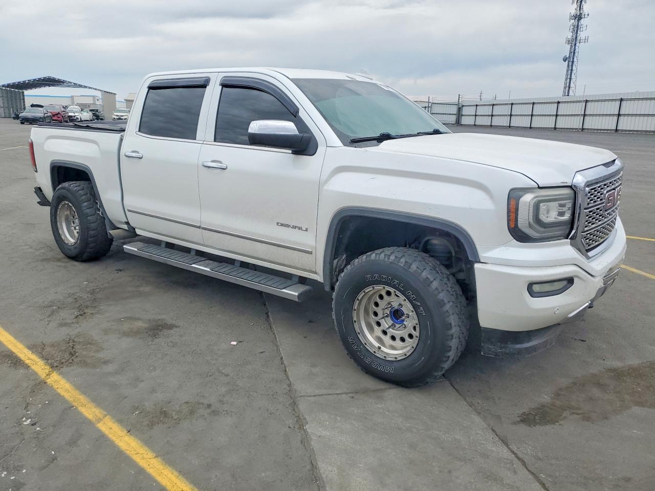 2017 GMC Sierra