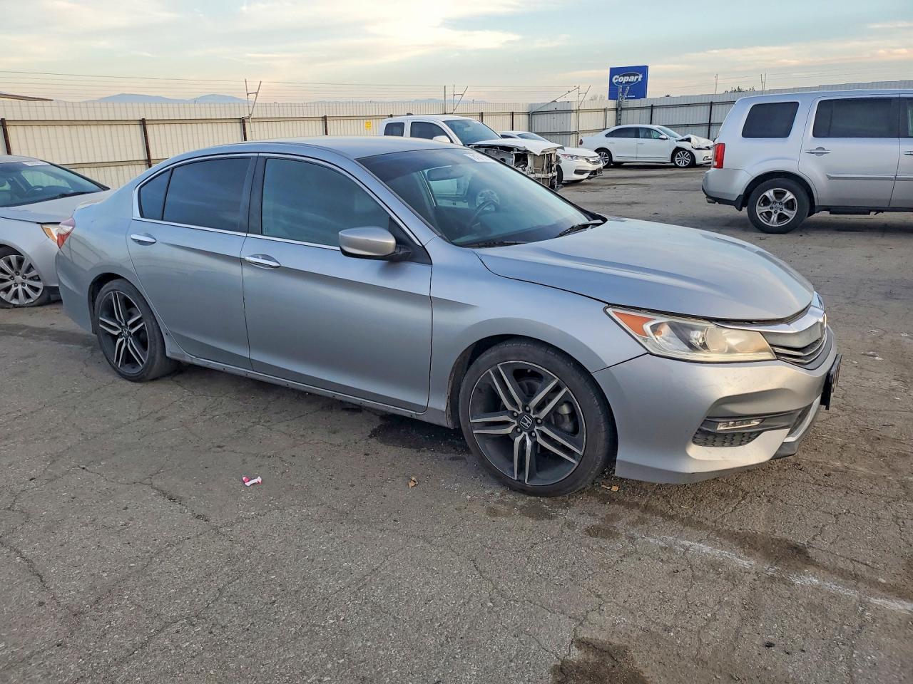 2017 HONDA ACCORD