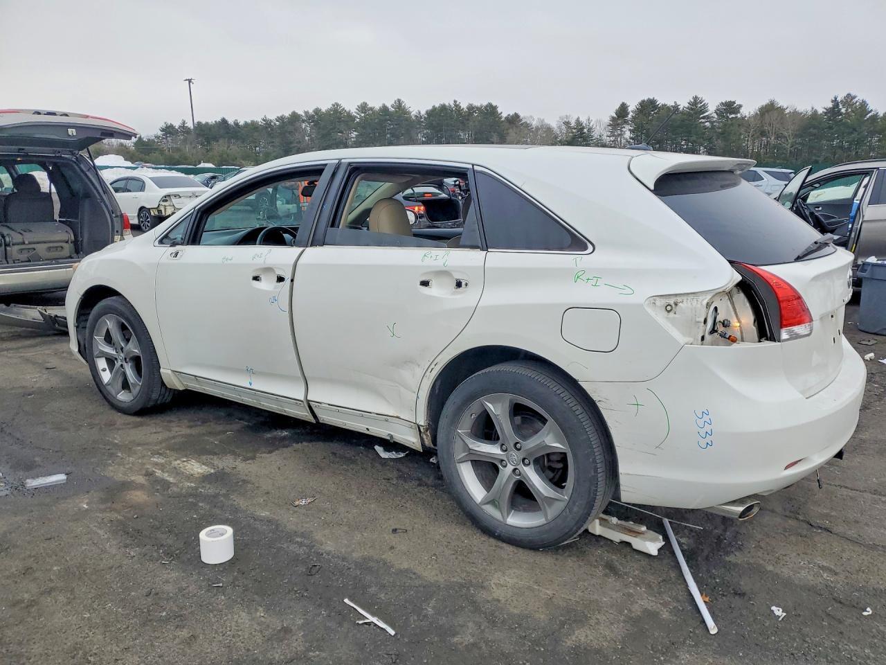 2010 TOYOTA VENZA
