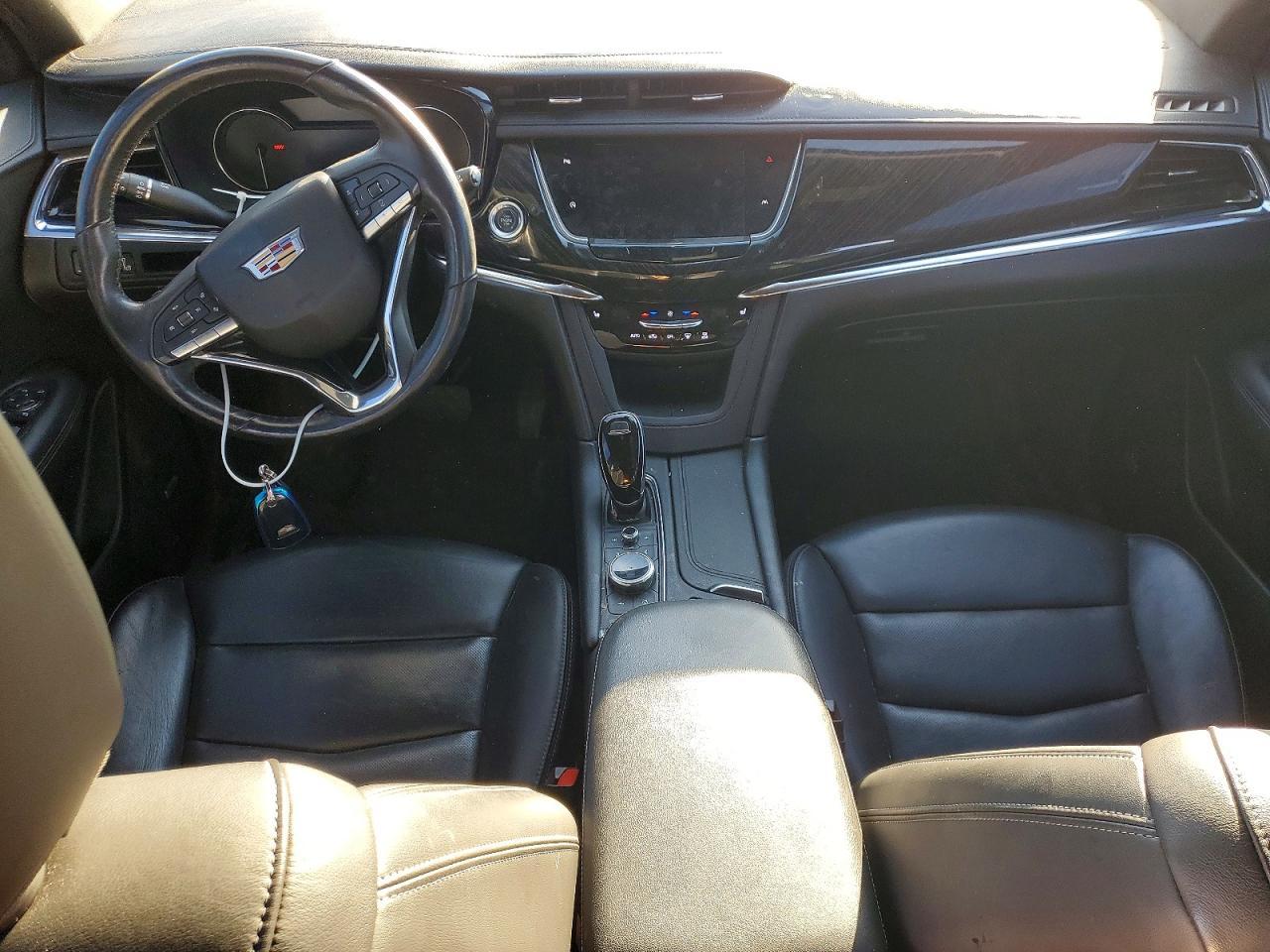 2020 CADILLAC XT6