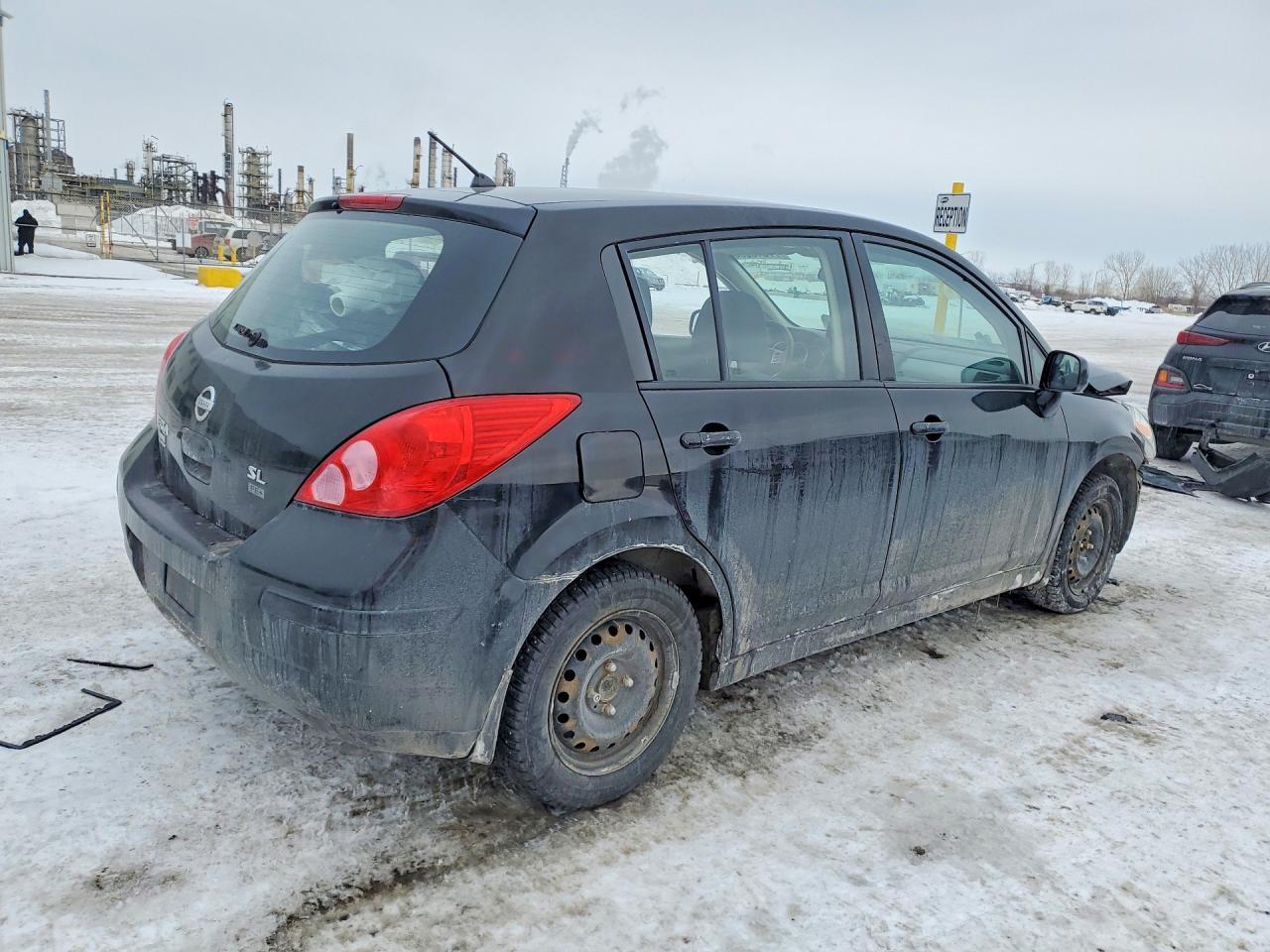 2009 NISSAN VERSA