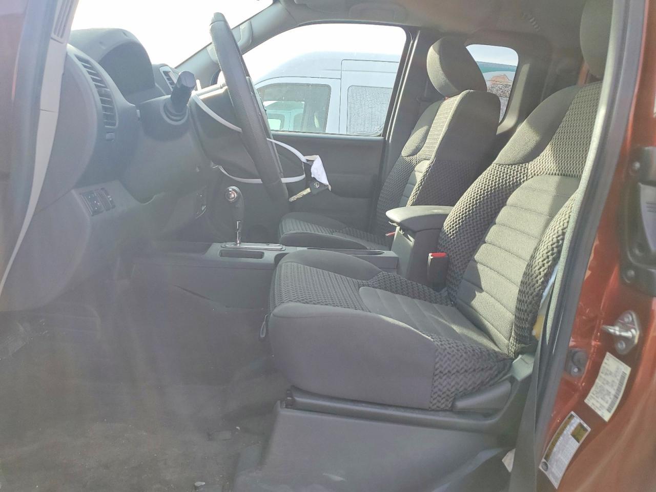 2017 NISSAN Frontier