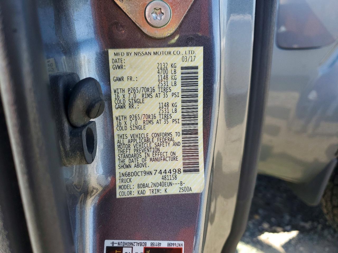 2017 NISSAN Frontier