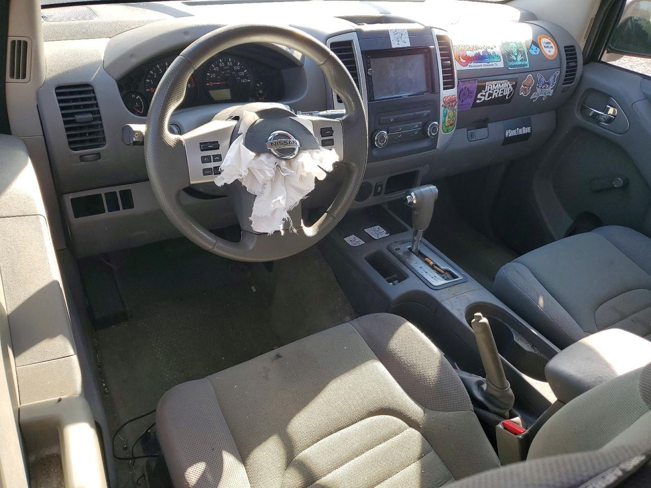 2016 NISSAN Frontier