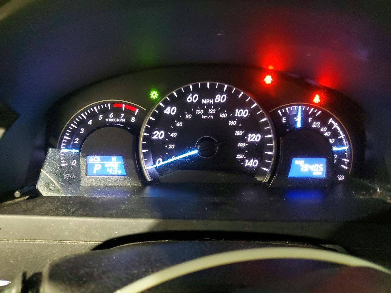 2014 TOYOTA CAMRY