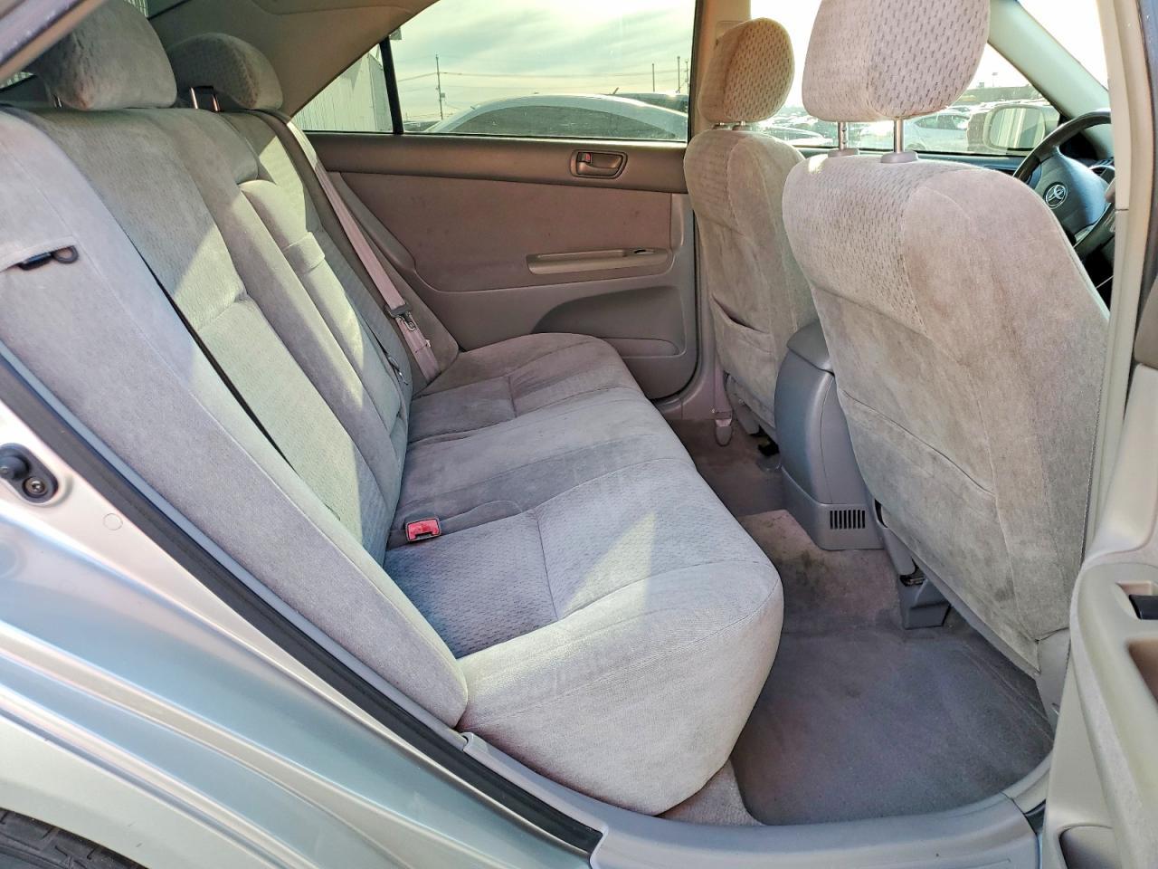 2002 TOYOTA CAMRY