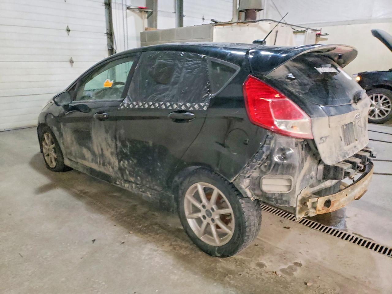 2016 FORD Fiesta