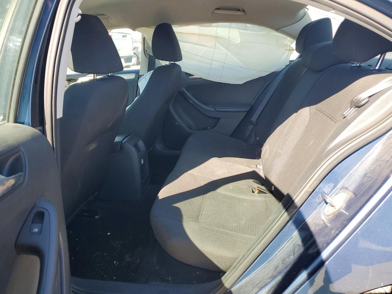 2015 VOLKSWAGEN JETTA