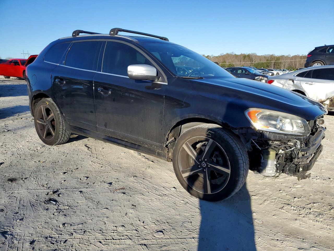 2015 VOLVO XC60