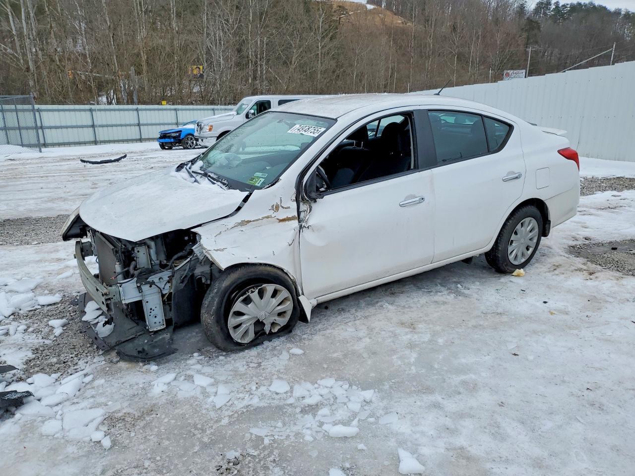 2018 NISSAN VERSA