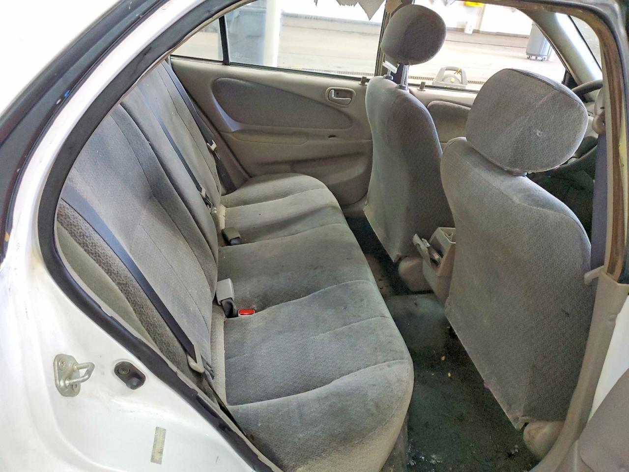 2001 TOYOTA COROLLA