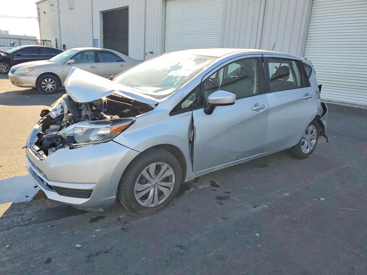 2018 NISSAN Versa Note