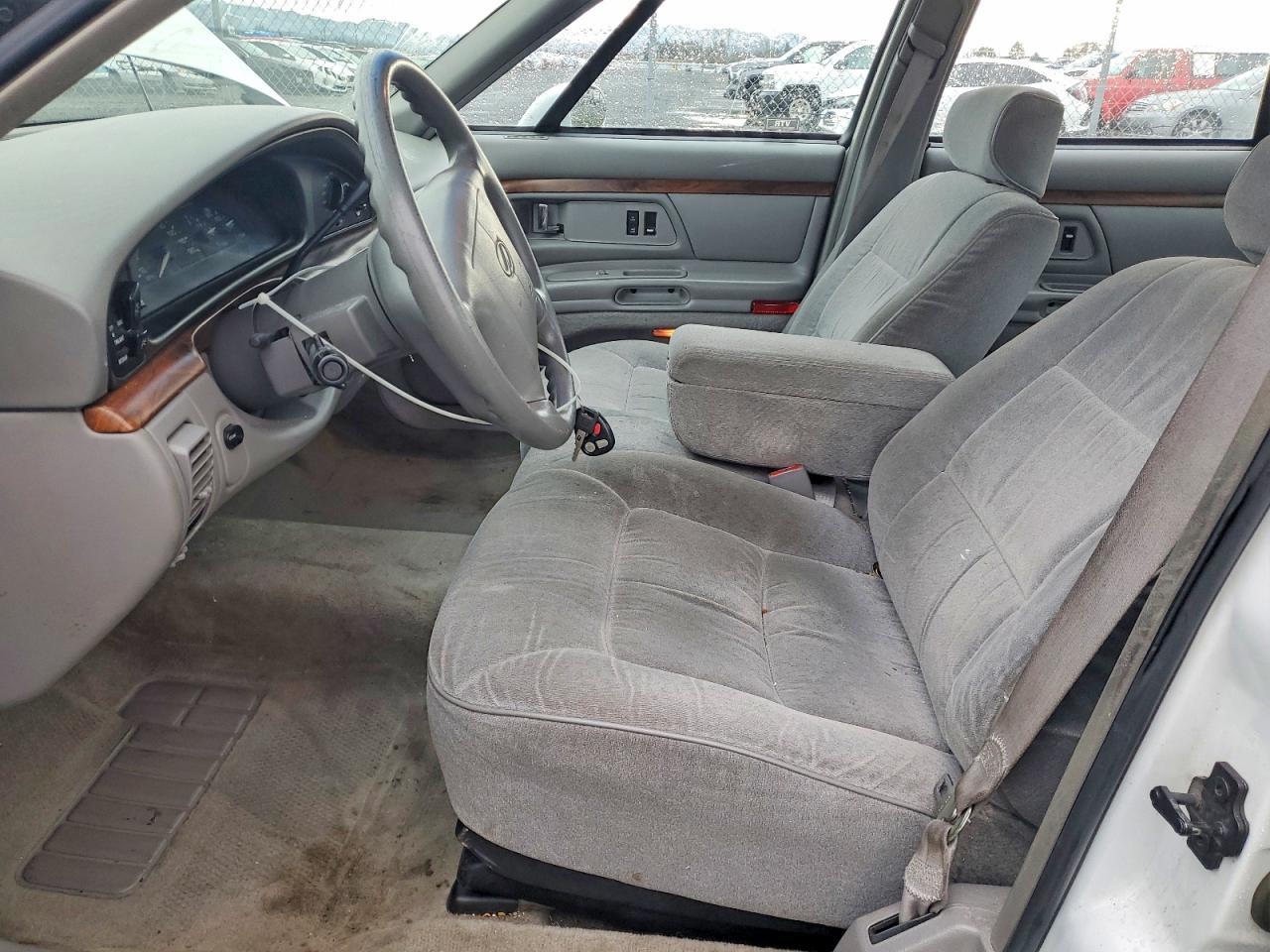1998 OLDSMOBILE 88