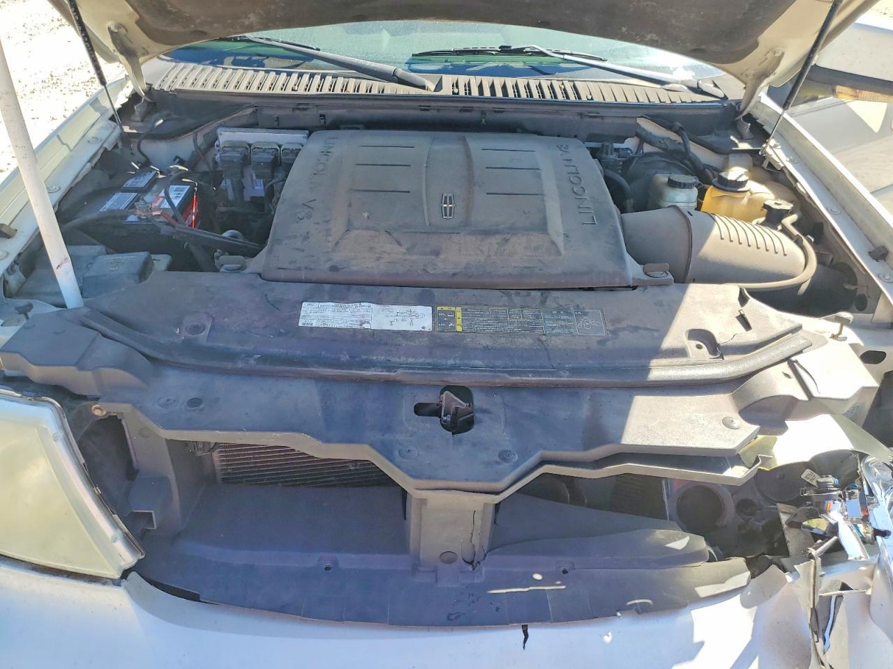 2005 LINCOLN Navigator