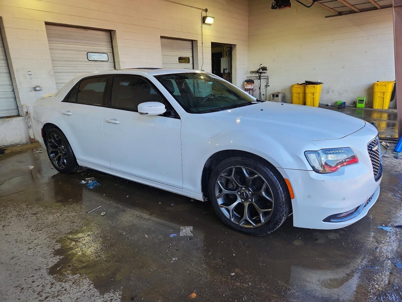 2015 CHRYSLER 300