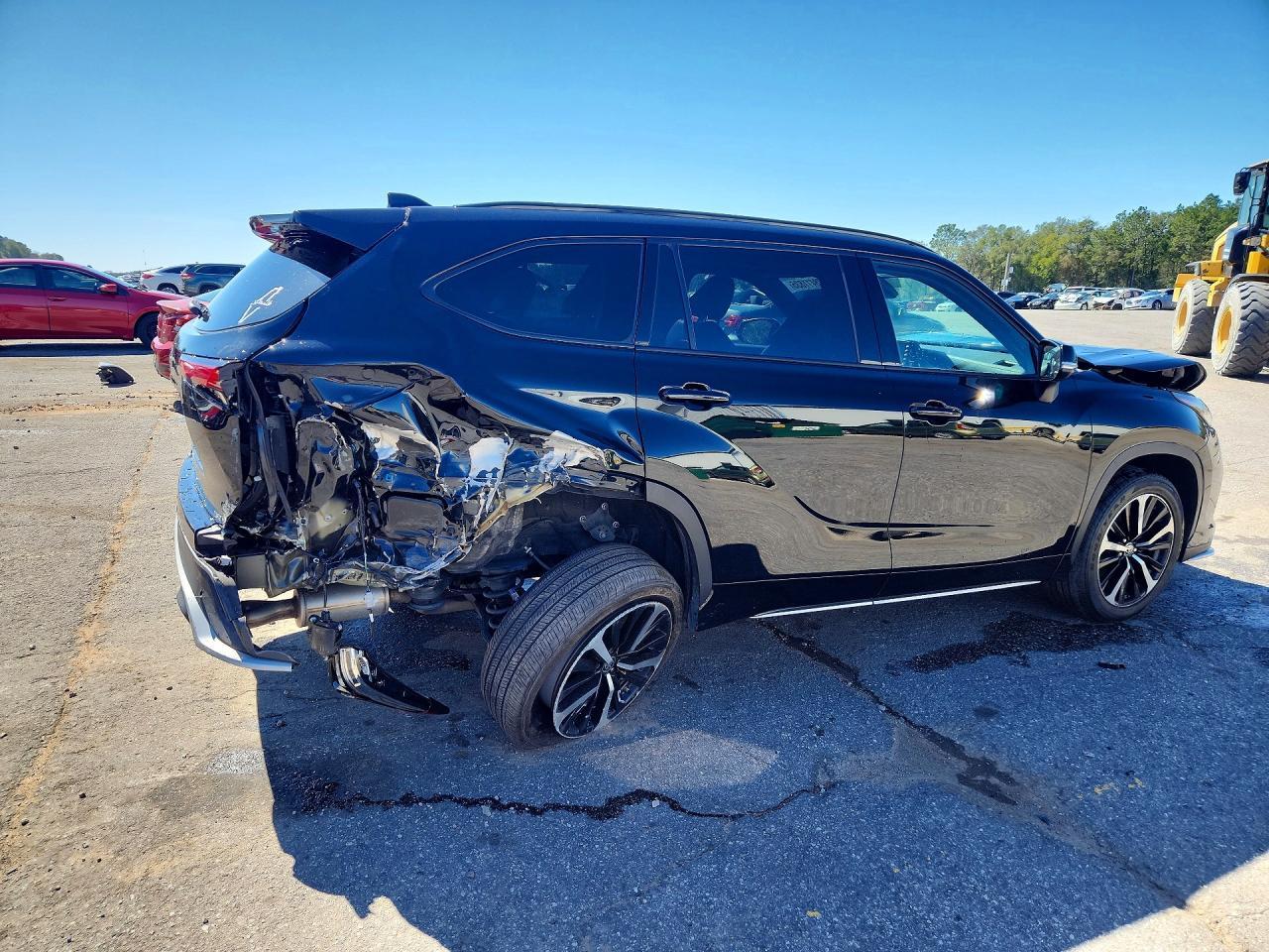 2022 TOYOTA HIGHLANDER