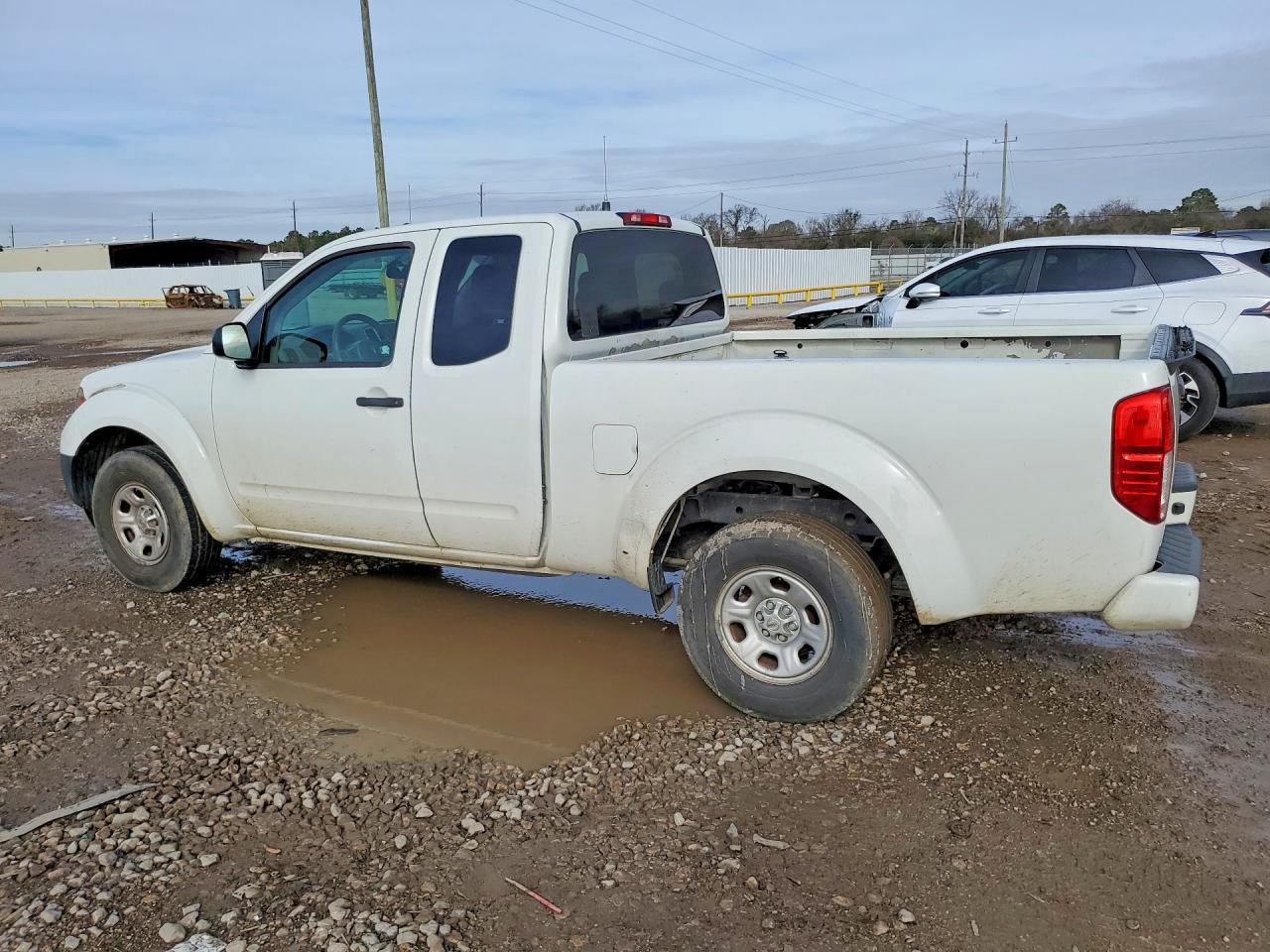 2017 NISSAN Frontier